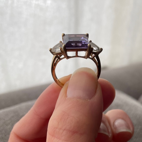 COPY - White Topaz and Emerald Alexandrite 18k Ring - Picture 4 of 5